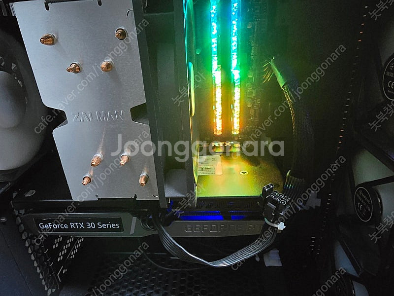 5700x3d 3060TI b550m박격포 램32 기가...--0