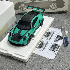 1:18 미니챔프 포르쉐992gt3 rs 민트그린 다이캐스트