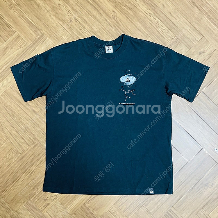 나이키 ACG 은하계 검정 반팔 L--1