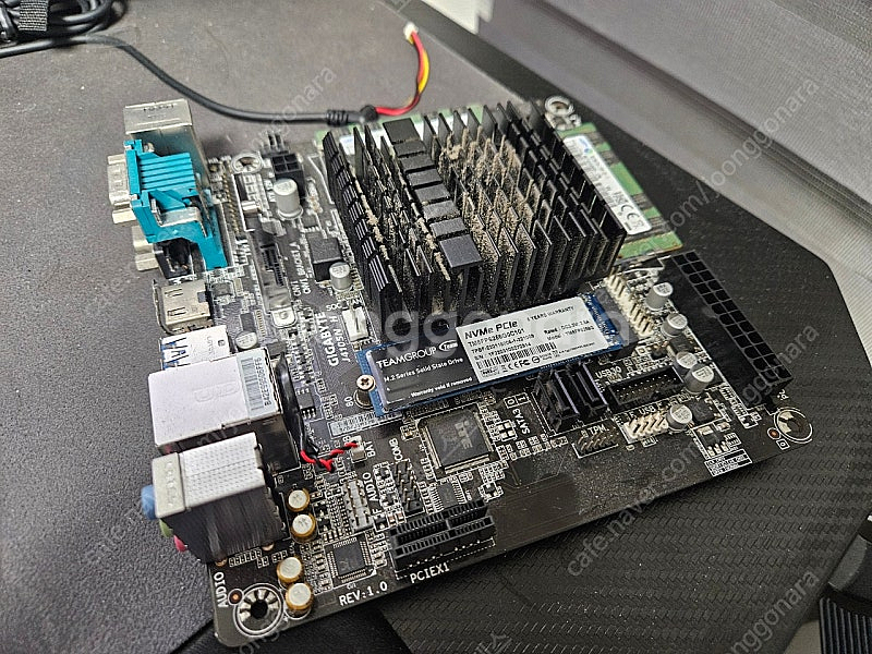 인텔 J4105 + 삼성 16GB + 256GB SSD--0