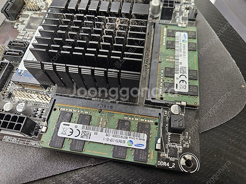 인텔 J4105 + 삼성 16GB + 256GB SSD--2