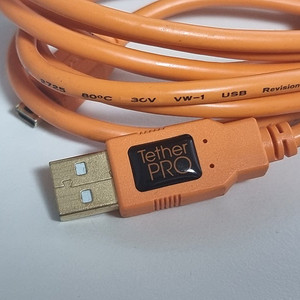 테더툴스 USB-C to 2.0 Mini-B 5-Pin 4.6m C타입케이블 판매합니다.