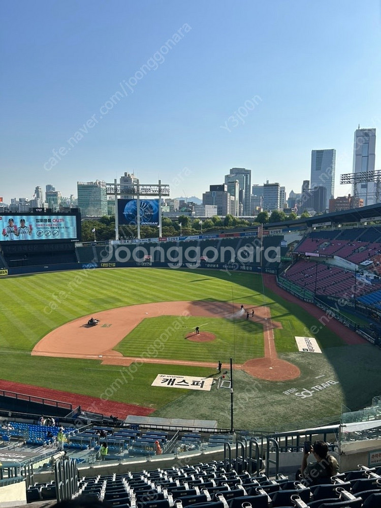 4월 6일 엘지기아 3루 네이비 단석 삽니다--0