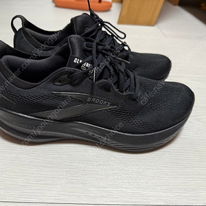 브룩스 남성 글리세린 GTS 22 블랙 (WIDE) 275사이즈