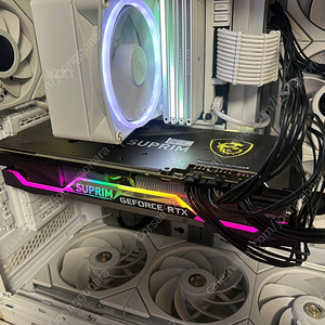 RTX3080TI 슈프림 팝니다.