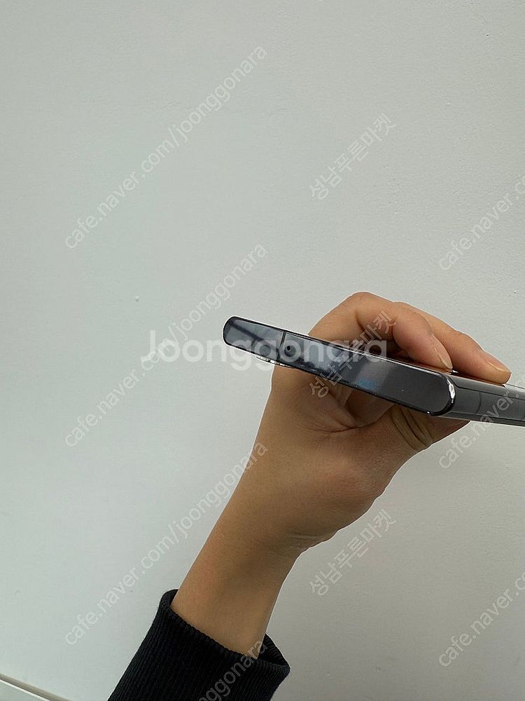 S908 갤럭시 S22울트라 블랙 256기가 31만 판...--6
