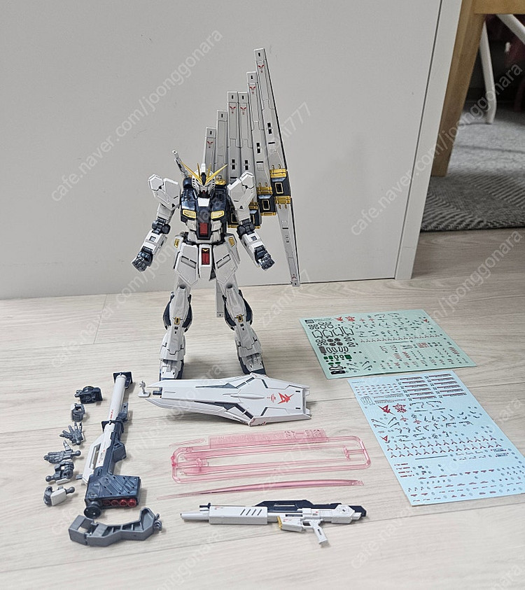 RG 뉴건담 티타늄피니쉬 가조립--1