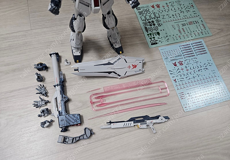 RG 뉴건담 티타늄피니쉬 가조립--3