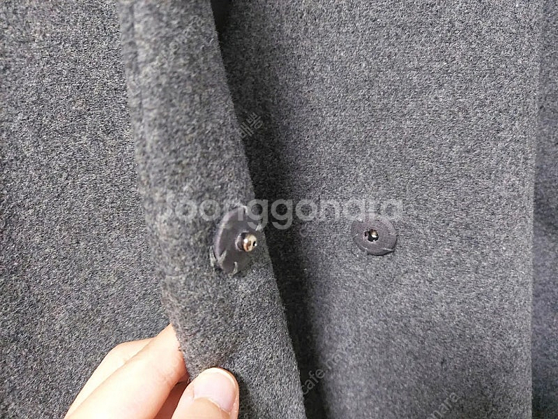 여성코트들 내놔요--1