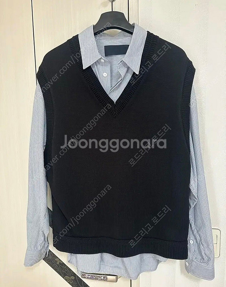 준지 셔츠 브이넥 베스트 레이어드 스웨터 블랙 팝니다--1