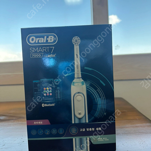 오랄비 스마트7 7000 전동칫솔