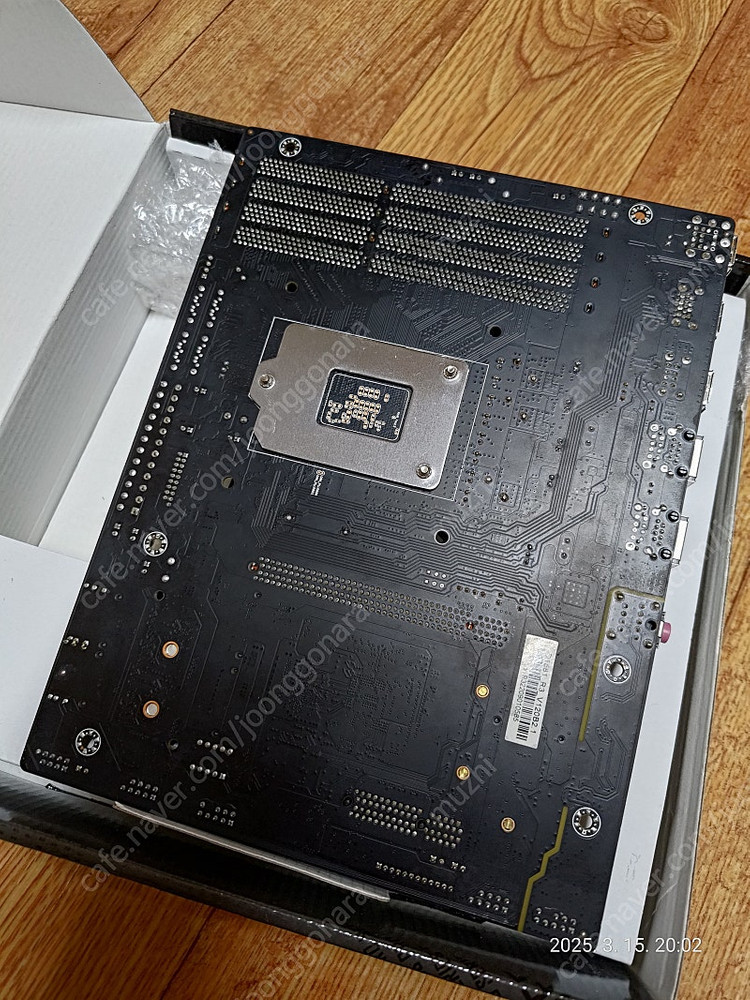 D-1581 D1581 고장 메인보드 + 16GB램 4개--2