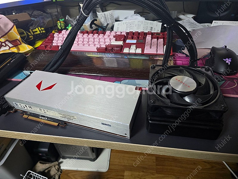 라데온 Sapphire Vega 64 LC 팝니다--0