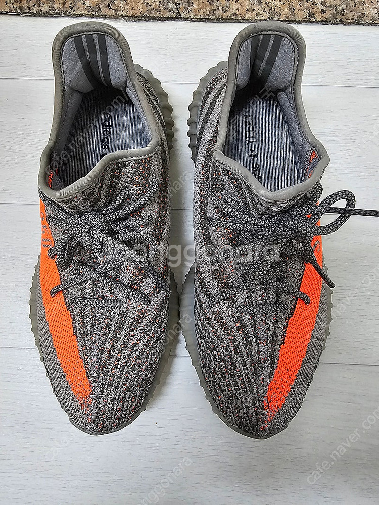 이지부스트 350 v2 벨루가 275사이즈--0