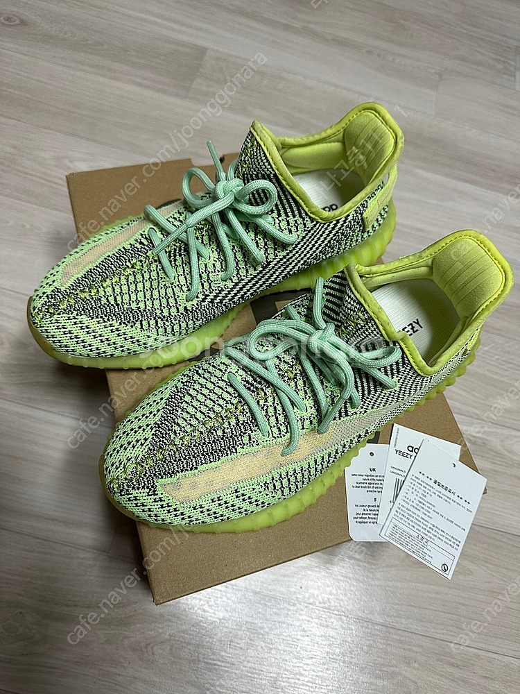 아디다스 이지 부스트 350 V2 이즈릴 270--0