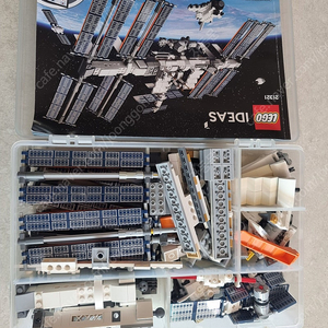 레고 21321 IDEAS 국제우주정거장 팝니다.