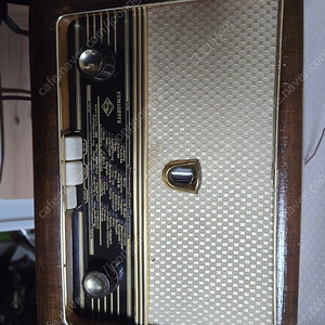 진공관 라디오 팝니다.