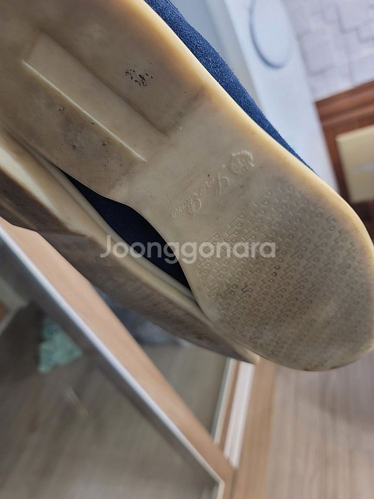 로로피아나 썸머워크 남성 42 싸이즈팝니다.--6