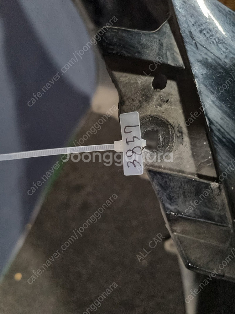 3857 에쿠스VI 전기형 범퍼 몰딩있는타입범퍼 중고범...--9
