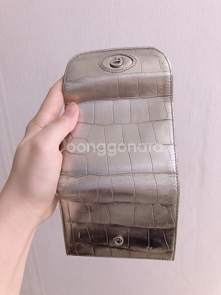 아이그너 반지갑 3단지갑 메탈 은색--4