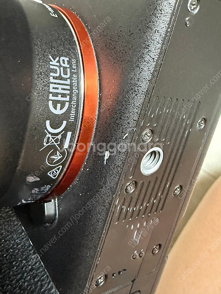 Sony A7M4 바디 판매--6