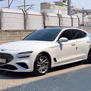 중고차 제네시스 더 뉴G70 가솔린 2.0T 2WD 기본형 21년형 3,600키로 중고차전액할부 ★ 여유자금 ★ 수원 ★