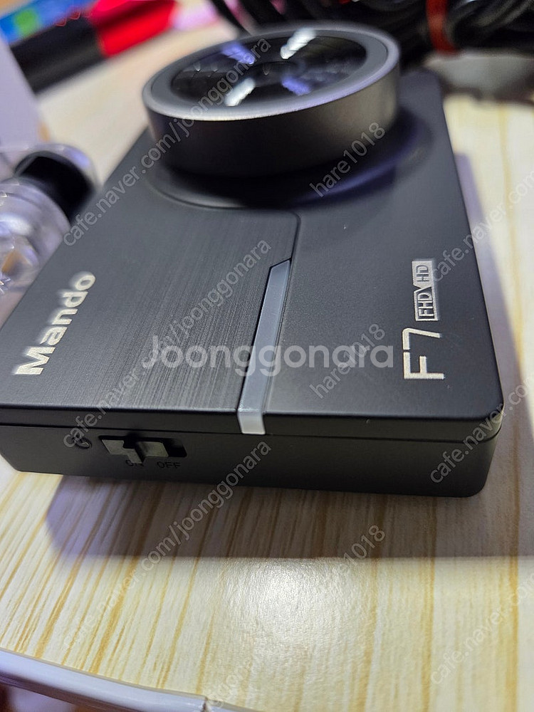 만도 F7블랙박스 32기가 판매합니다.--0