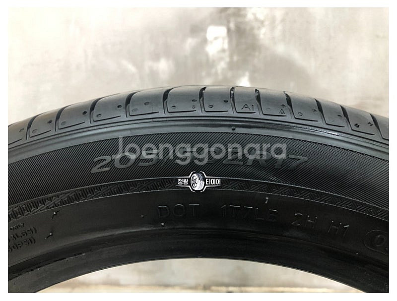 중고타이어 한국타이어 벤투스 S2AS 205/50R17...--4