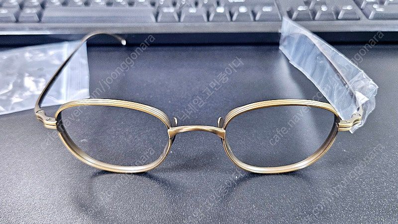 100% 티타늄 안경테 싸게팔아요--1