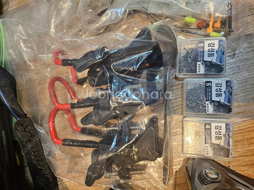 카고낚시 풀세트 판매 (가방+낚시대+릴+채비+소품)--5
