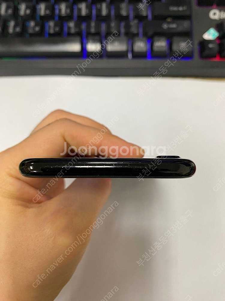 201797 아이폰7 제트블랙 외관깔끔 128GB 무잔...--3