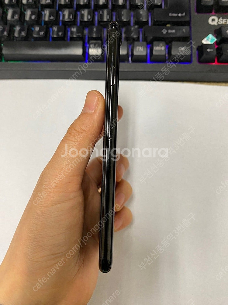 201797 아이폰7 제트블랙 외관깔끔 128GB 무잔...--5
