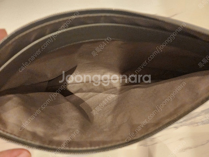 보테가베네타 인트레치아토 그레이 클러치 A급--2