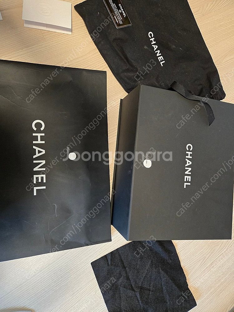 보이샤넬 램스킨 쉐브론 빈티지 은장 미듐--8