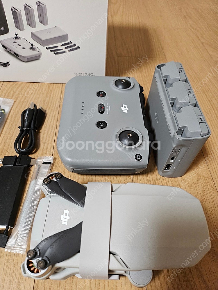 DJI 매빅 미니2 SE 플라이모어 콤보 팝니다--0