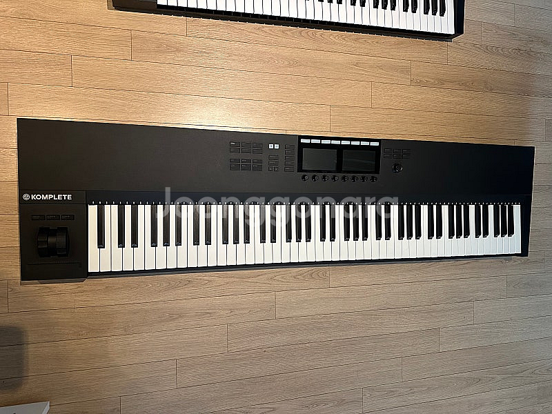 komplete s88 mk2 판매합니다.--0