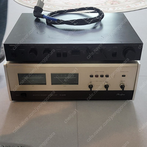 Accuphase P-300X 파워앰프 & YAMAHA C-2X 프리앰프 판매합니다.