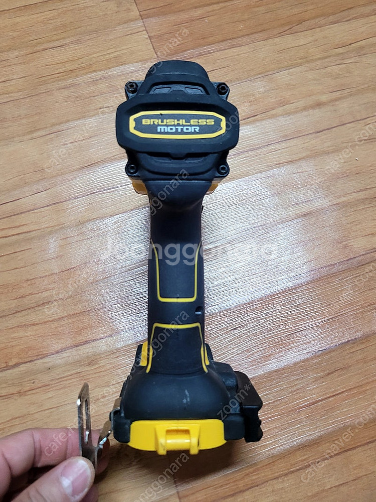 디월트 충전드릴 DCD800 베어툴--4