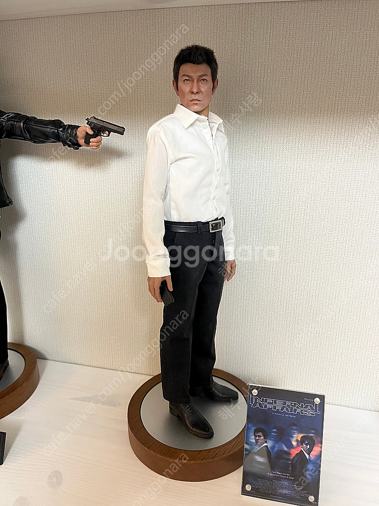 (가격내림)작가작 무간도 양조위+유덕화 피규어판매해요~--2