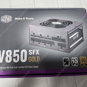 쿨러마스터 V850 SFX GOLD 팝니다.