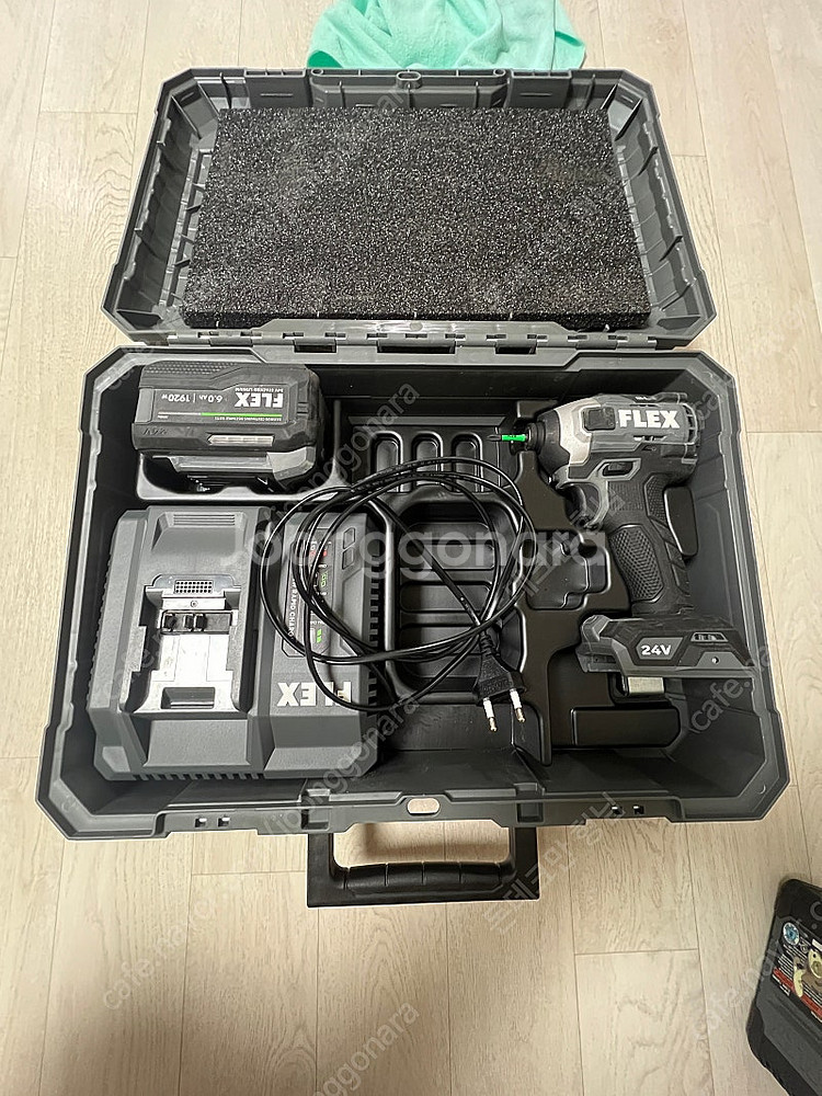 FLEX 24V 임팩트 드라이버 세트 220v--0