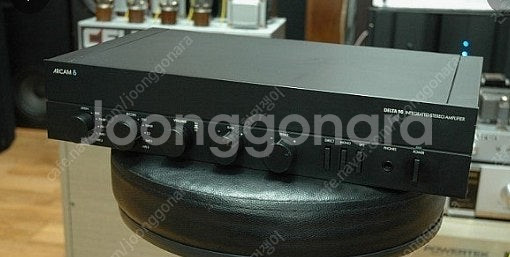 ARCAM DELTA 90.2 INTEAMP--0
