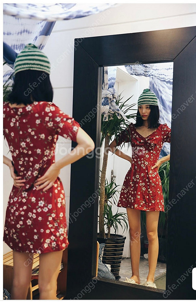 블랙핑크 지수, 헤이즈 착용 GUKA 플라워 원피스--2