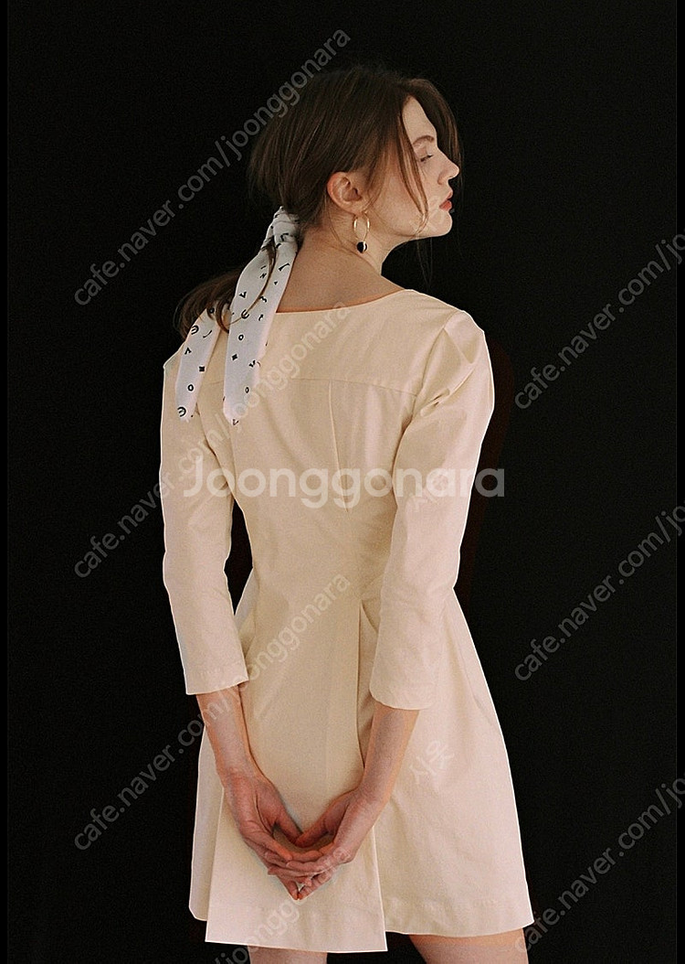 노미나떼 버터크림색 원피스--3