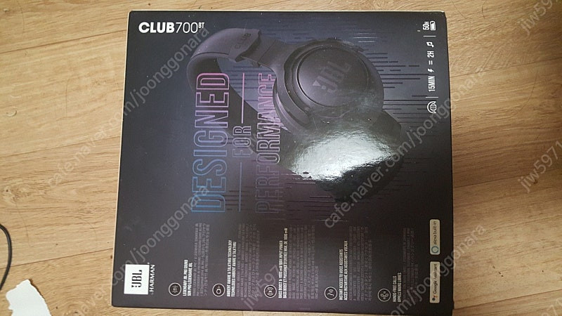 JBL CLUB 700BT 헤드셋 팝니다--1