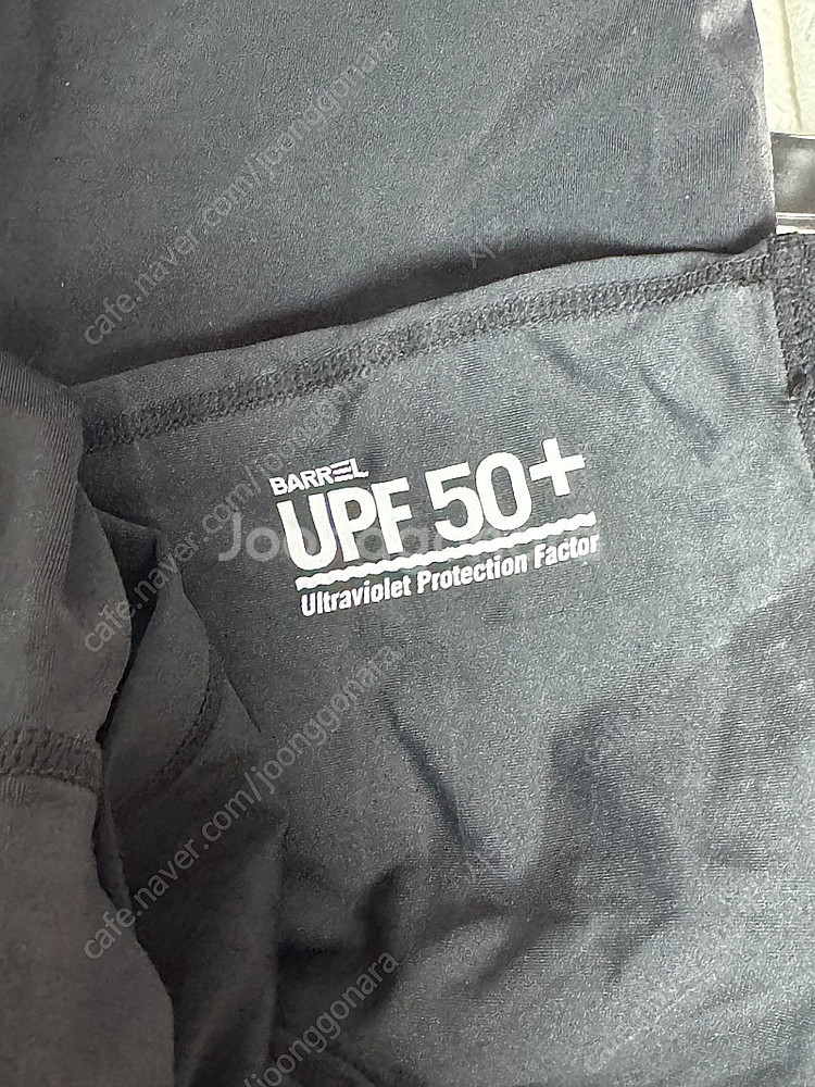 배럴 여성 래쉬가드 (상의M+반바지M+레깅스) + 매쉬수영가방 일괄판매--2