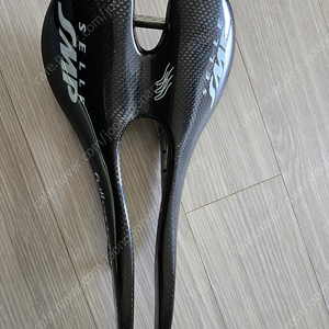 Selle SMP 풀카본 라이트 안장 헐값 정리 - 조율가능 , 가격인하 마지막