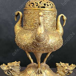 황동 향로 ( 높이 29cm. 택포 10만원)