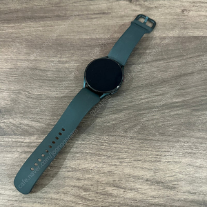 갤럭시 워치4 그린 44MM 초S급! 케이블포함 4만원 판매합니다!