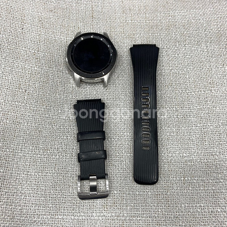 30608 갤럭시워치4 46mm 블랙 팝니다 5만원--0